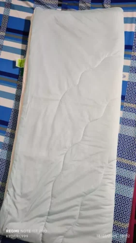 【AeonMall cùng kiểu dáng】Chăn làm mát mùa hè Cool Ice Silk Chăn mùa hè cao cấp Màu kem Chăn điều hòa không khí Chăn mỏng photo review